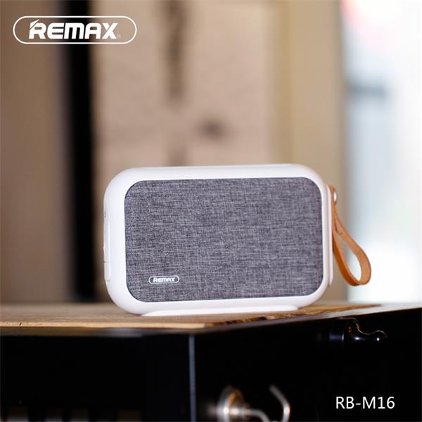 REMAX RB-M16 Waterproof Grade Portable Style Bluetooth Speaker V4.0 Bluetooth Fabric ABS Leather IP5X Outdoor Sport Speaker